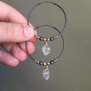 Delicate hoop earrings